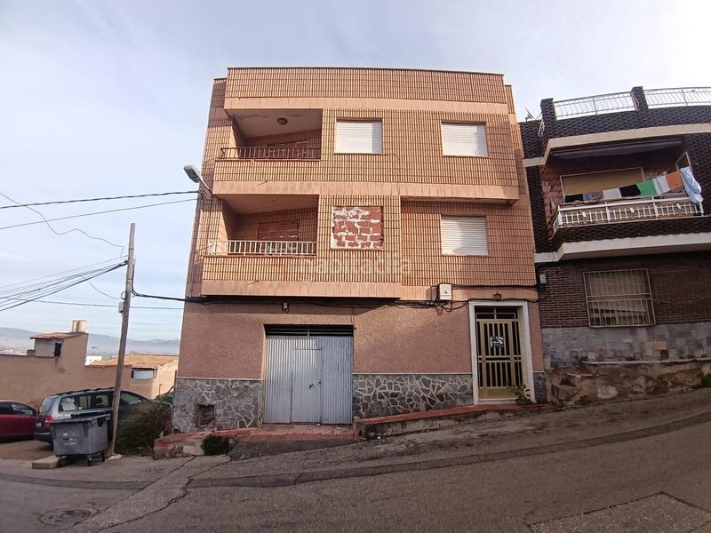 Foto ea098739-05d0-40ca-b885-d1f012cec254. Edifici a calle miravete 39 a Torreagüera Murcia