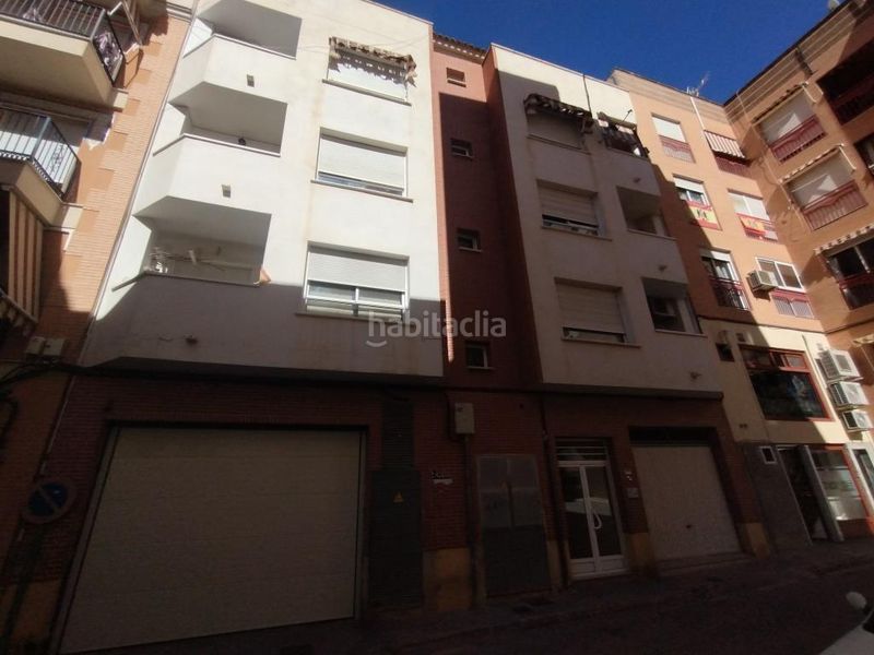 Foto b0ae6873-9f33-4ee2-94be-004e27641143. Flat with parking in Abarán