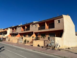 Haus in Ceutí. Oportunidad inversores