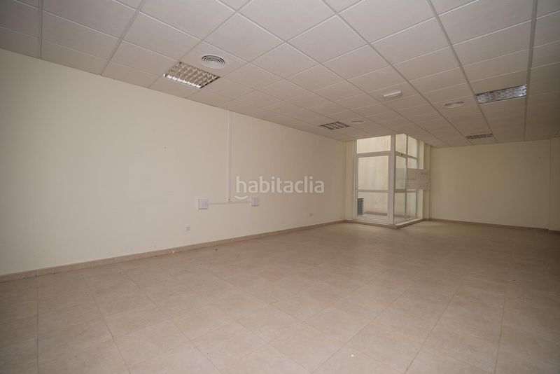 Foto 83a5e859-2b15-4a86-98ed-35b1d24bef26. Local commercial dans calle castillo de caravaca 23 dans Lorquí