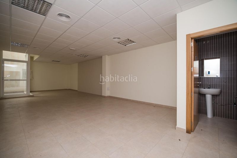 Foto aabb22f7-39fd-4cb3-8b75-846896bf9c21. Local commercial dans calle castillo de caravaca 23 dans Lorquí