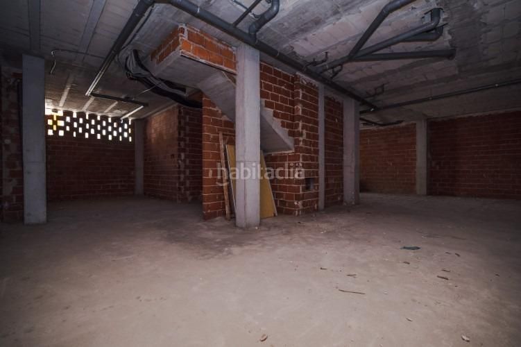 Foto b3ac9fa0-60da-4185-9697-710607ed5d12. Local comercial a Ceutí
