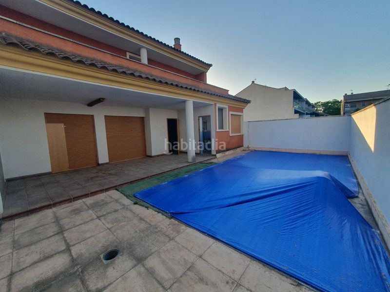 Foto c4e5adbd-e8a5-49ed-91dd-1205b0b96e16. Xalet amb aparcament piscina a Ceutí