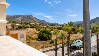 Casa  Avenida columbares 5. Espectacular dúplex en el bojar con piscina, garaje y una increí