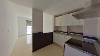 Apartament a Avenida MADRID