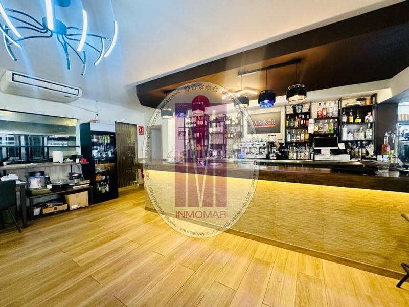 Foto c5291f2f-d5fa-42b6-a323-cc06f2d67c27. Pas-de-porte local commercial dans Lluminetes Castelldefels