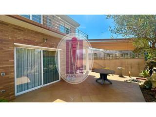 Casa  Calle dels pensaments. Les ofrecemos una preciosa casa independiente en albarrosa