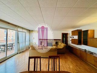 Pis  Santa marta. Buscas un piso amplio y luminoso en castelldefels?