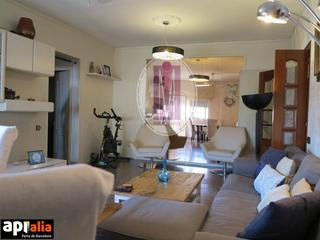 Pis  De cornella. Piso en venta en ave. cornellá  espacio y comodidad a tu alcance