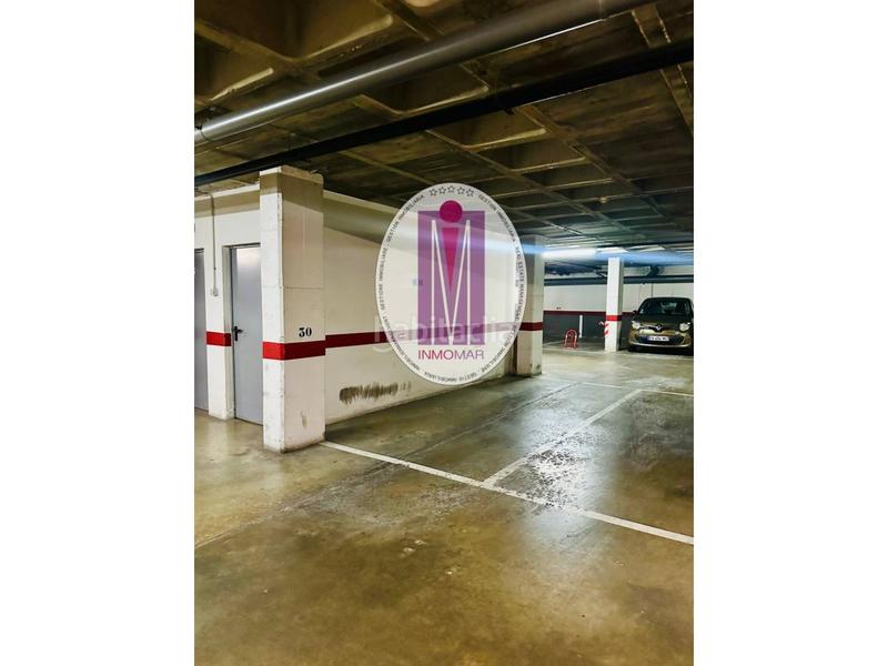 Foto 7f7c8754-9c3f-4fd5-b29a-52a061fda9a9. Aparcament cotxe a Centre Castelldefels