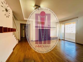 Duplex  Església. Dúplex con encanto en els canyars, castelldefels