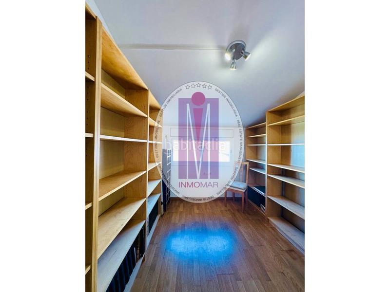 Foto f6c27e4b-38c1-49b8-8358-044e40935a83. Dúplex amb calefacció aparcament a Castell-Poble Vell Castelldefels