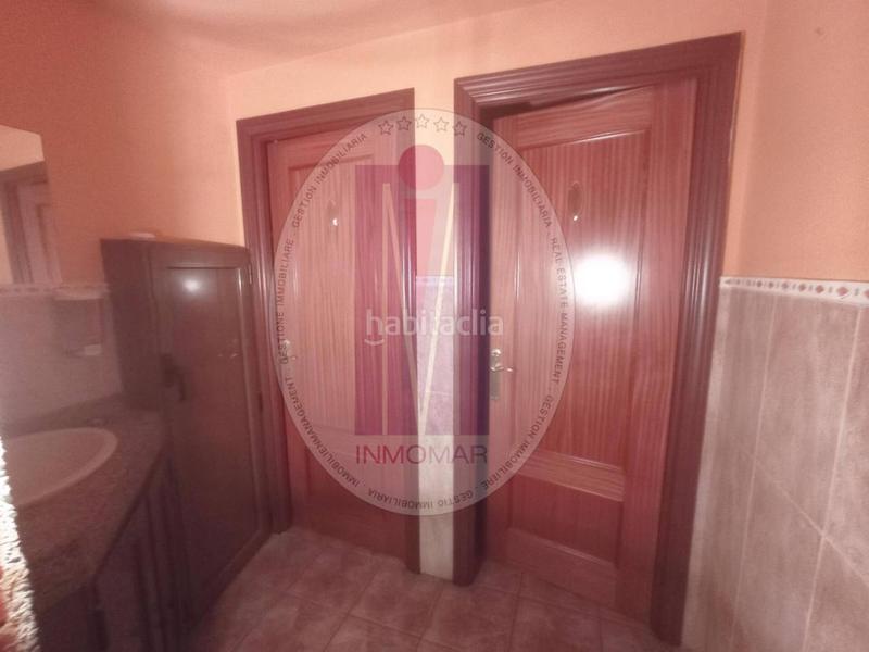 Foto 36add5b2-8e57-4238-8e2a-77bd281a549b. Local comercial a El Pedró Cornellà de Llobregat