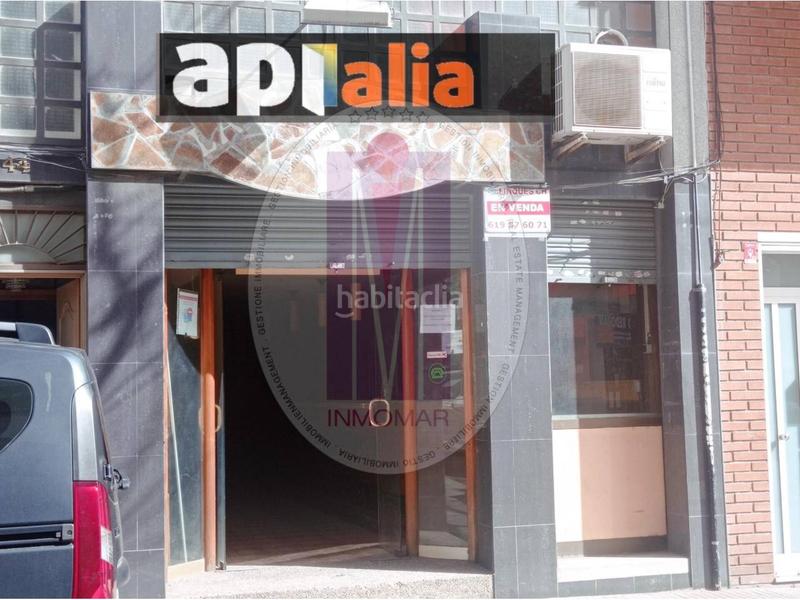 Foto 80ba1332-b15c-4ea5-a517-2a97f3fcea0b. Local comercial a El Pedró Cornellà de Llobregat