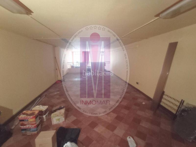 Foto aefa1762-ee5f-4817-9ebf-d67f43706e69. Local comercial a El Pedró Cornellà de Llobregat