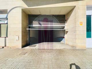 Aparcament cotxe  Calle industria. Parking en venta  en centro de castelldefels