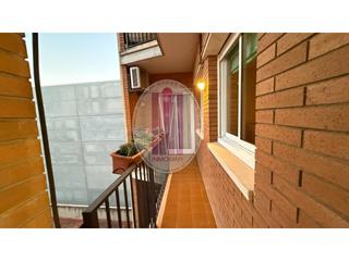 Appartement  Calle calle de l´energia. Descubre este acogedor piso en la zona de almeda en cornellà de