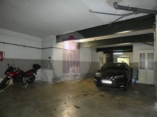 Building in Calle de pius xiiè 27. Local actualmente con uso de parking que tiene posibilidad de ca