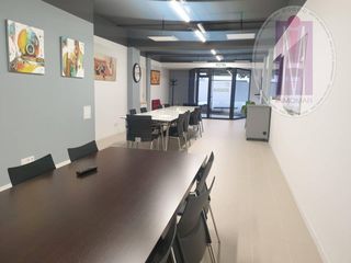 Ufficio in Calle pubilla casas 35. Te presentamos un local comercial único