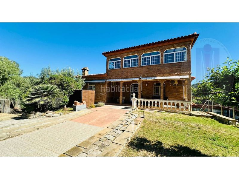 Foto db8ddfca-a39b-473d-bd59-976fda742953. Casa amb calefacció aparcament piscina a Begues