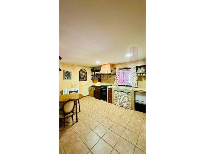 Foto ff9192a6-a818-420b-a5bb-267d47363877. Casa amb calefacció aparcament piscina a Begues