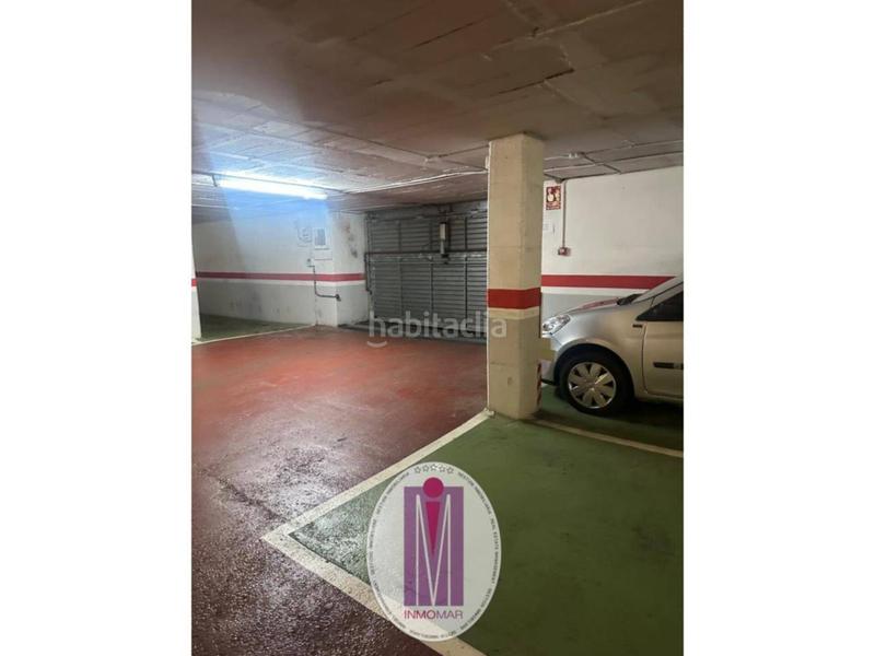 Foto 2ce8908b-c4af-40d2-abea-21bab5762a3a. Parking coche venta de plaza de parking en Centre Castelldefels