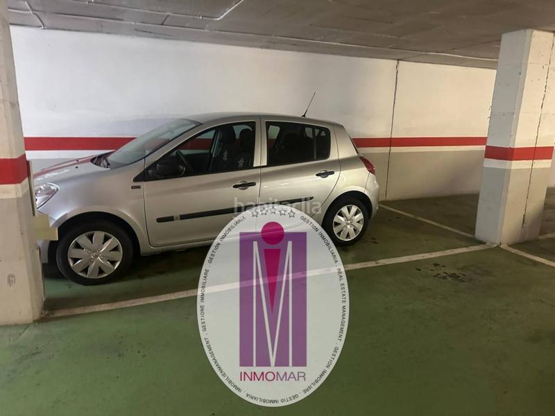 Foto 2e4e29f1-99e5-4d4a-a8fe-04652a25fcd8. Parking coche venta de plaza de parking en Centre Castelldefels