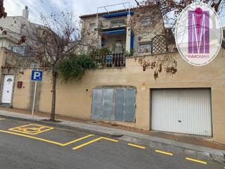 Casa  Calle dels faigs,. Can roca  castelldefels oportunidad nica de adquirir un edifici