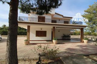Xalet a Crevillente. Chalet en venta en crevillente alicante