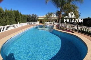 Chalet à Dolores. Chalet en venta, en dolores alicante