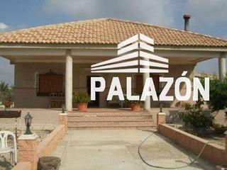 Xalet a Catral. Chalet en venta en crevillente cerca de catral