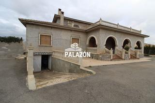 Xalet a Crevillente. Chalet en venta en crevillente alicante