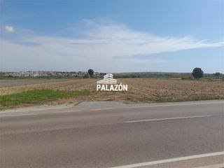Propriété à El Edén. Finca rústica en venta en san fulgencio alicante