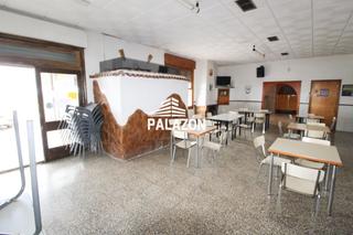 Local Comercial a Crevillente. Barrestaurante en venta en crevillente alicante, con vivienda y