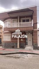 Maison à Catral. Casa en venta en catral alicante, esquina