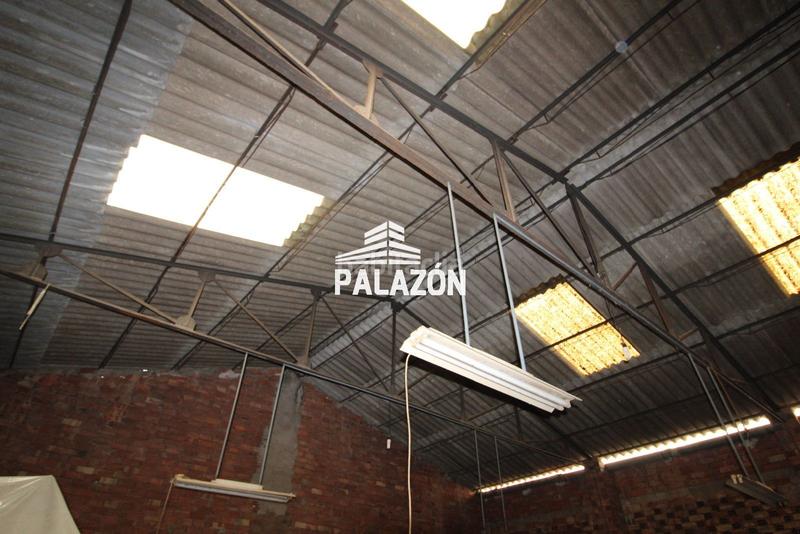 Foto f585cd07-d4e9-42a5-b53e-8fbe5c56fc99. Local comercial almacén en venta alicante en Catral