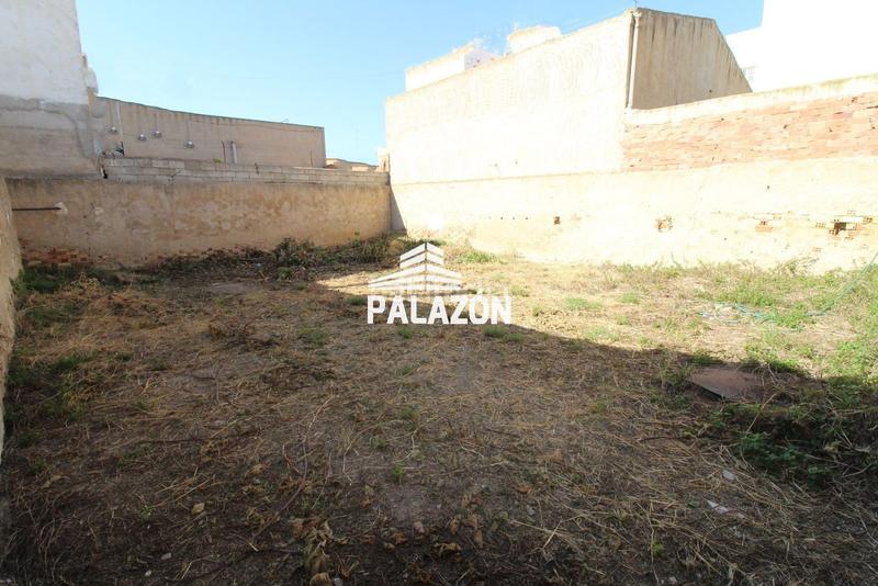 Foto 0f6cfe12-f1fa-44ae-a722-c84f97a038d2. Fondo rustico in Catral