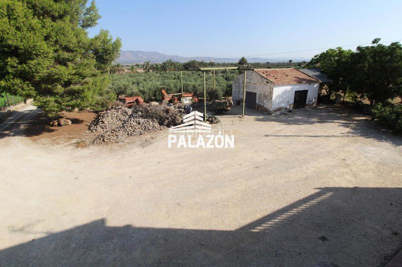 Foto a6bb32d3-cc2b-4a15-a186-3e49022292f9. Xalet a Crevillente