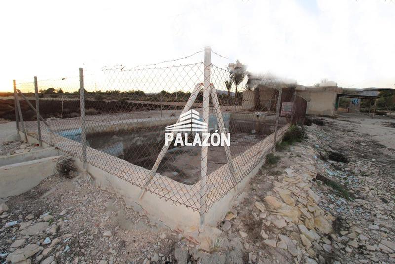 Foto 79321bdb-27cf-43aa-a6cd-8dd3c6741b0d. Landgut in Crevillente