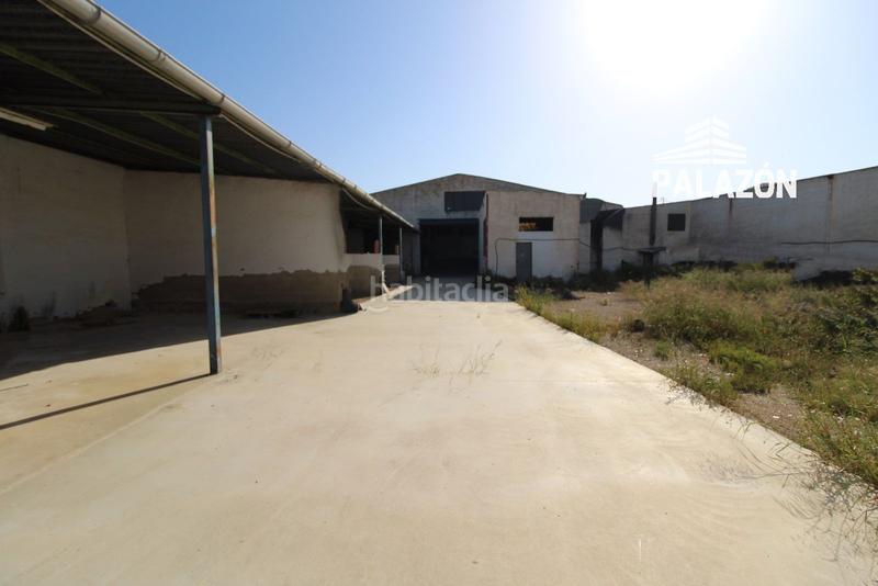 Foto 2a7fbb10-2463-49c1-993a-f6befb860ac9. Nave industrial  en venta alicante en Catral