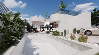 Chalet in Zona Carrefour - Urbanizaciones. Chalet moderno con piscina y domótica avanzada en torrevieja