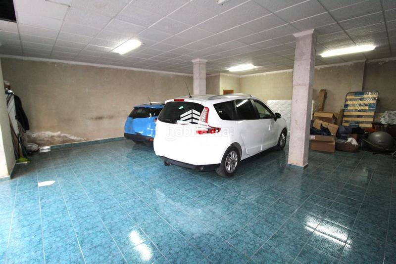 Foto 091344a1-f7ff-4c6e-b77e-36e3585d6b35. Affitto locale commerciale in Catral