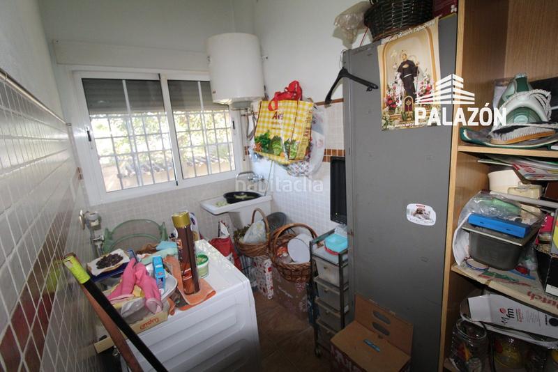 Foto d04eb93f-2dc5-428c-adbe-f49ca13e23cd. Chalet in Catral