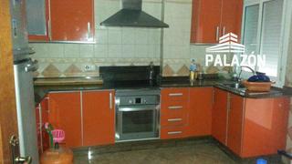 Casa en Catral. Casa con almacén en venta en catral.