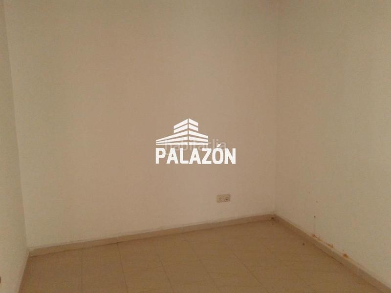 Foto f7842b6b-a166-4e9f-851f-420f1c033ae8. Affitto capannone industriale in Crevillente