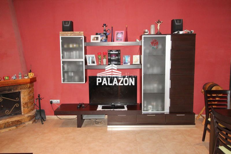 Foto b8fd383a-3276-4d35-9d03-f185f2b9c26b. Xalet a Catral