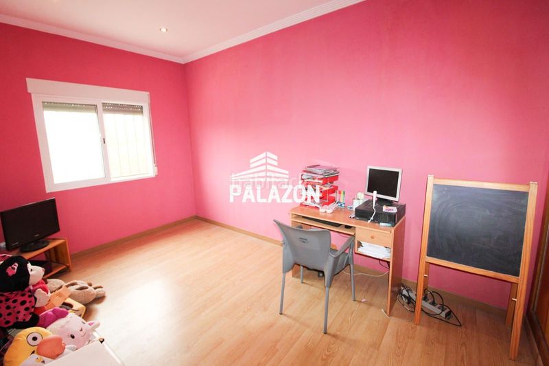 Foto e0b1a2a0-de5e-4624-a9ab-fe9436d262ff. Xalet a Catral