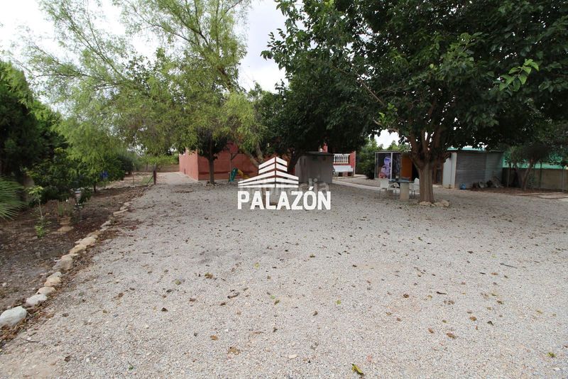 Foto e8d9edde-3792-4be9-a3ec-e59267d47327. Xalet a Catral