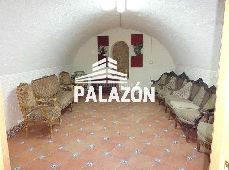 Foto 193b8120-056f-42b0-a185-874d3f6816f2. Xalet amb aparcament piscina a Crevillente