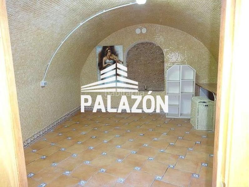 Foto 1be09f08-c034-422f-85a1-f0cd5d365bf6. Xalet amb aparcament piscina a Crevillente